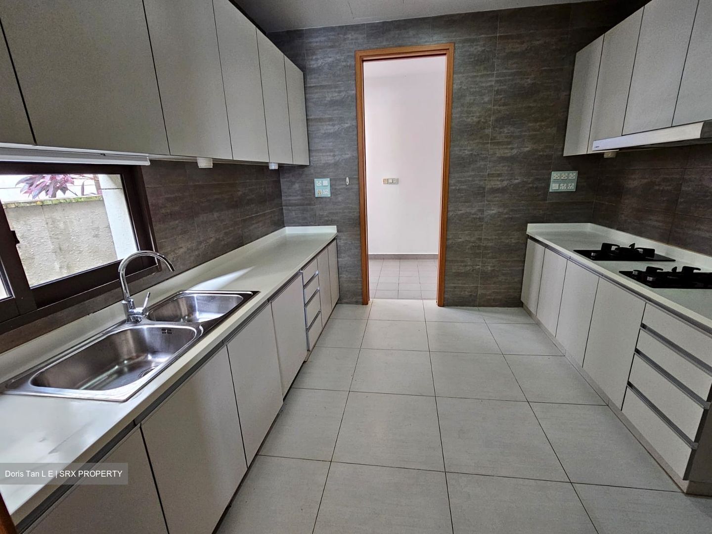 Paradise Island (D4), Condominium #438904151